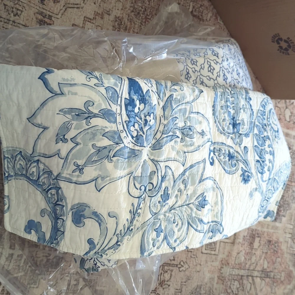Levtex Home - Bennett Quilt Set Full/Queen Quilt, Two Standard Pillow Shams New